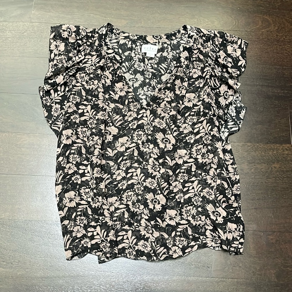 Velvet by Graham & Spencer blouse